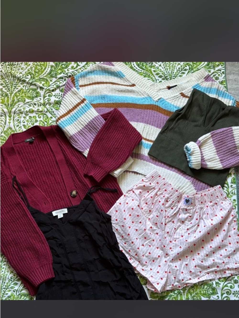 Rue21 SWEATER TOP AND SHORTS BUNDLE